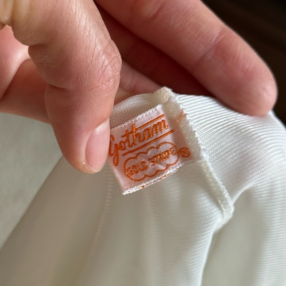 Gotham Vintage Peignoir Nightgown - Picture 4 of 5